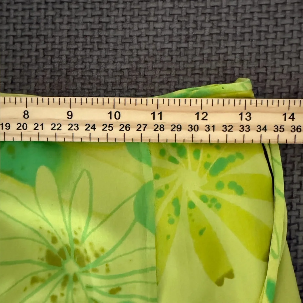 Chartreuse Pistachio Green Floral Skirt 100% Silk 0 90s Minimalist Whimsigoth